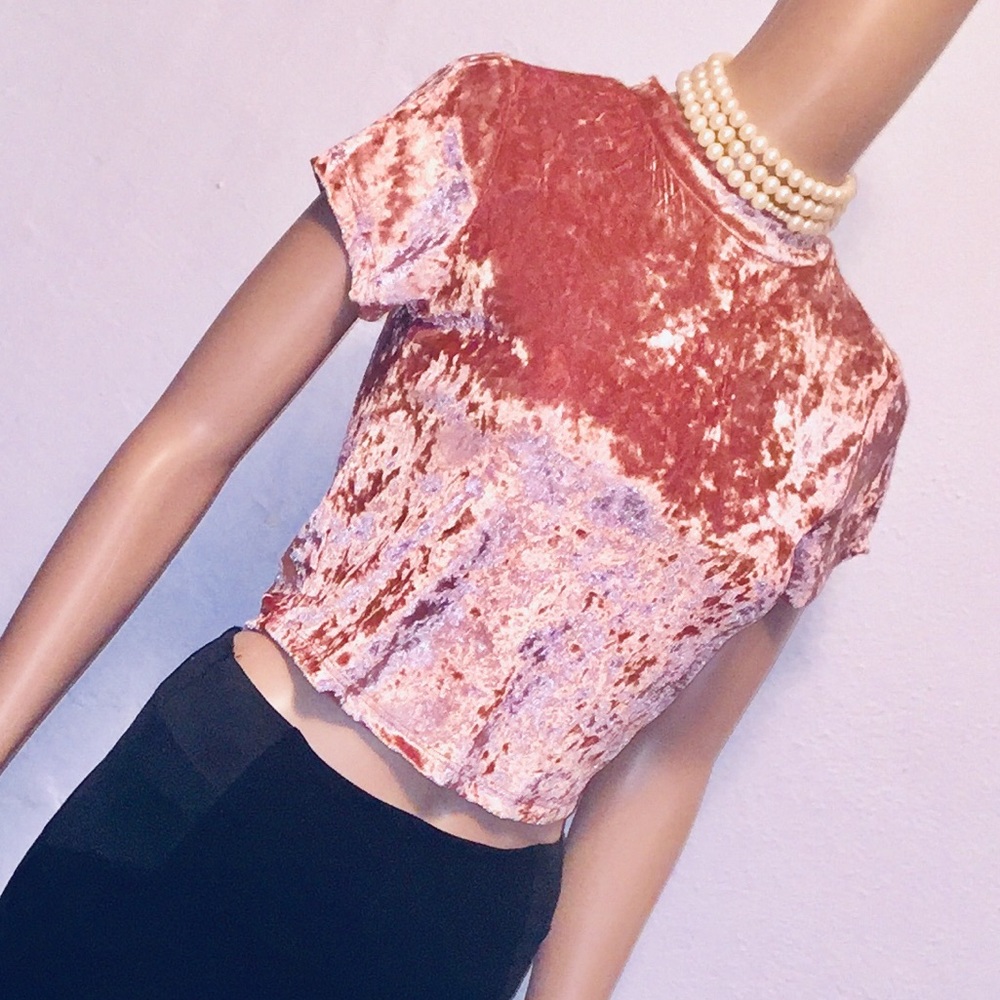 womens velvets top size M - Picture 2 of 8